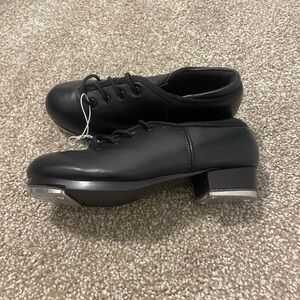 NEW Sogebo Tap Shoes! Youth 2